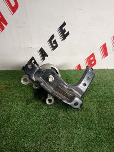 Подушка ДВС Правая Nissan Teana J32 VQ35DE NISSAN TEANA OEM 11210JP00B J32 2010