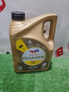 Total QUARTZ INEO MC3 5W-30