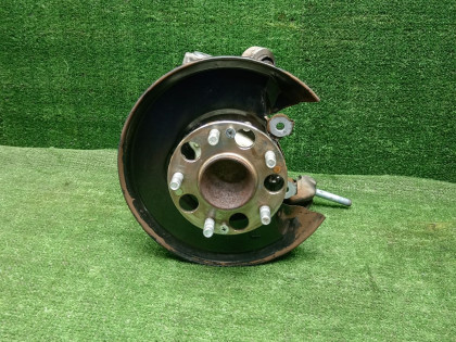 Ступица задняя левая CL9