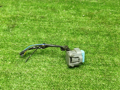 Фишка топливного насоса CL9