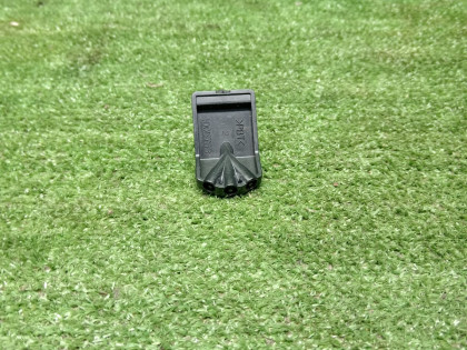 Форсунка омывателя лобового стекла J32