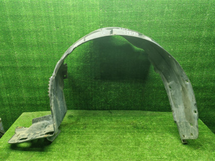 Подкрылок передний левый 