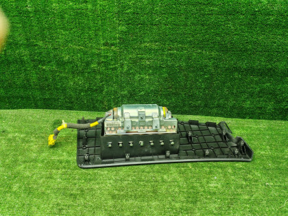 Airbag пассажира CL9