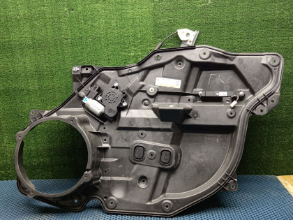 Стеклоподьемник передний правый ER3P