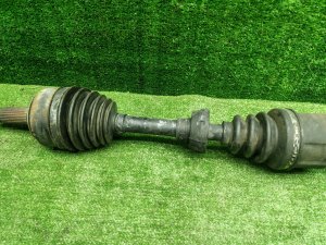 Привод передний правый 28 шлицов HONDA ACCORD OEM 44305SEAN00 CL9