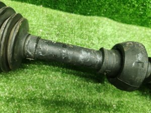 Привод передний правый 28 шлицов HONDA ACCORD OEM 44305SEAN00 CL9