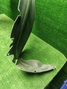 Подкрылок передний правый MAZDA CX-7 OEM EG2156131A ER3P 2007