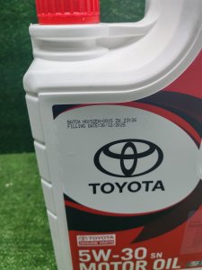 Toyota 5W-30 4л