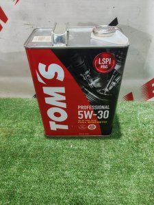 TOM'S 5W-30 4л