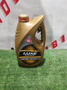 ЛУКОЙЛ (LUKOIL) LUXE 5W-30 4л